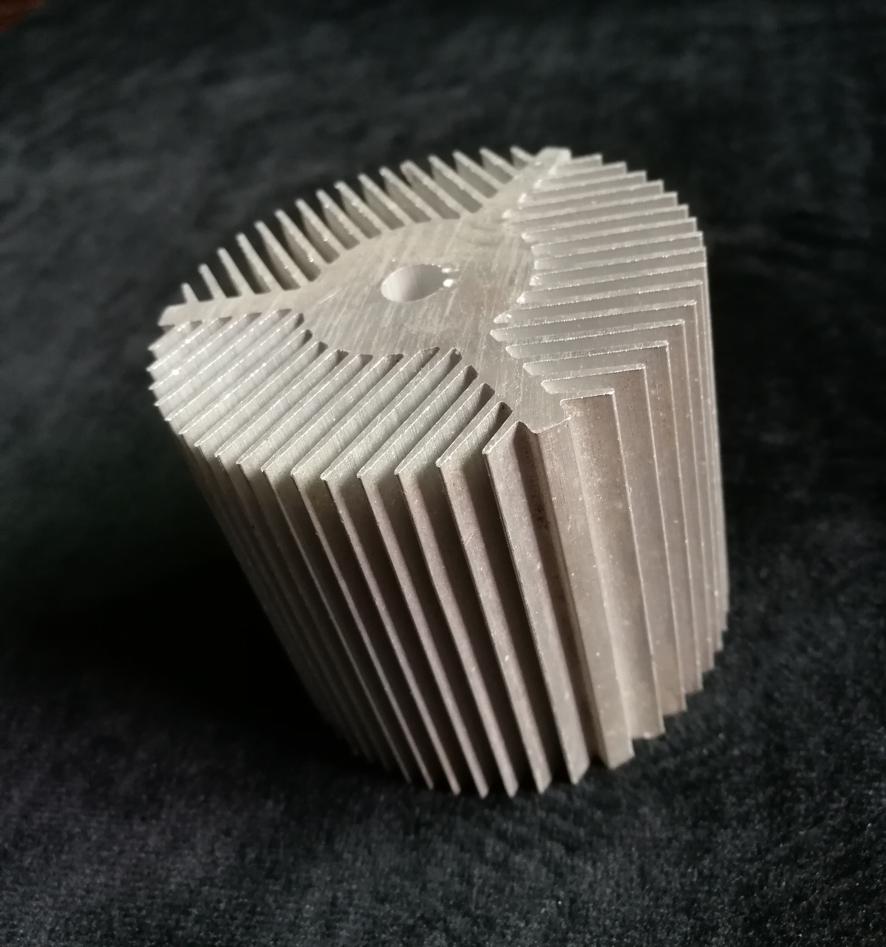 非標鋁合金散熱器